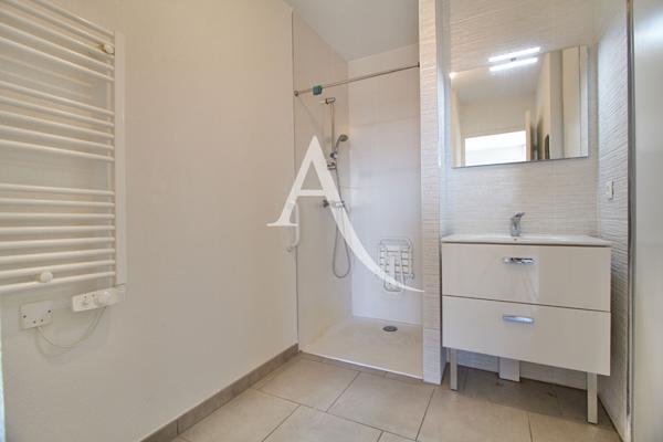 LATTES - MAURIN - APPARTEMENT 2 PIÈCES AVEC TERRASSE - RESIDENCE SENIOR AVEC ASCENSEUR - COMMERCES À PROXIMITÉ IMMÉDIATE