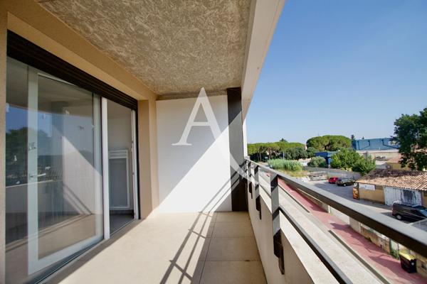 LATTES - MAURIN - APPARTEMENT 2 PIÈCES AVEC TERRASSE - RESIDENCE SENIOR AVEC ASCENSEUR - COMMERCES À PROXIMITÉ IMMÉDIATE