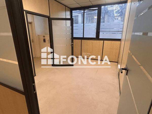 À vendre Local commercial 124 m² - Cannes 06150