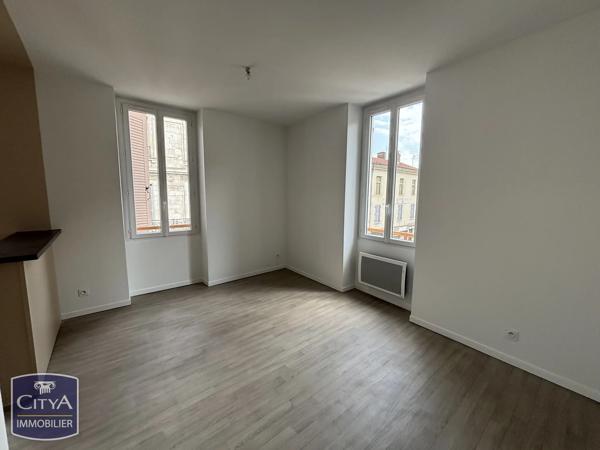 Immeuble à vendre 296.37m² Mont-de-Marsan (40000)