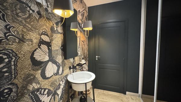 Montrond-les-Bains (42210) Maison contemporaine de 239m2 sur 4670m2 de terrain avec piscine