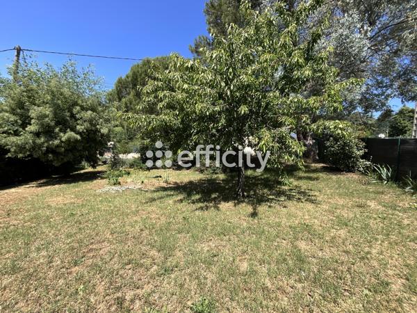 Maison
         5 pièces
        - 109 m² Exclusivité 315 000 € *