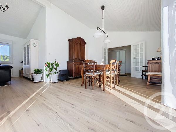 Maison à vendre  5 pièces - 134 m 2   ROCHEFORT  - 17