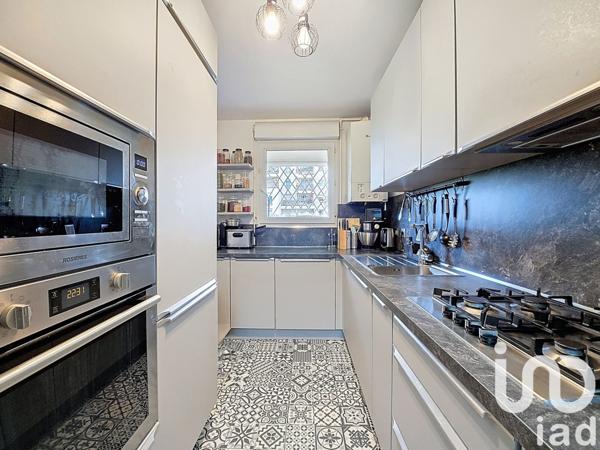 Appartement à vendre 3 pièces 62 m² Suresnes