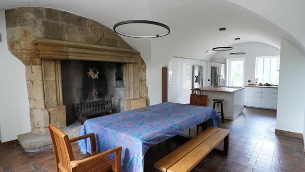 Maison à vendre à Monistrol-sur-Loire en Haute-Loire (43120), ref : 02