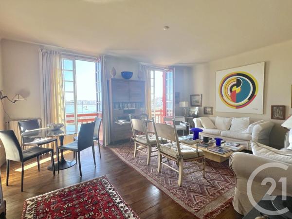 Appartement à vendre  4 pièces - 121 m 2   CIBOURE  - 64