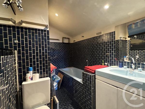 Appartement à vendre  4 pièces - 121 m 2   CIBOURE  - 64