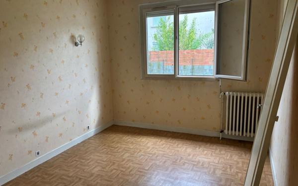 Immeuble à vendre    7 pièces • 142,03 m2 Toulouse