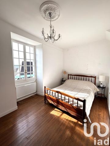 Maison 5 pièces de 160 m² à Le Bugue (24260)