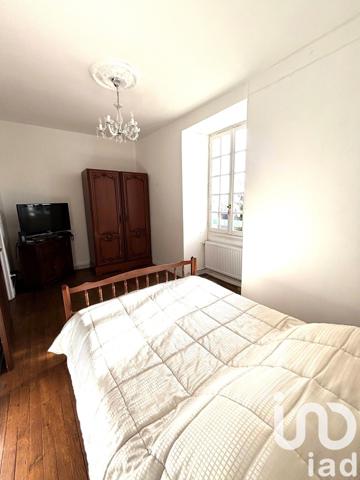 Maison 5 pièces de 160 m² à Le Bugue (24260)