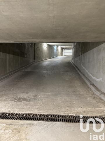Parking à vendre 18 m² Sèvres