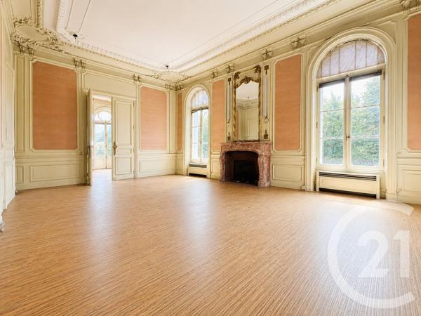 Immeuble à vendre  890 m 2   LIMOGES  - 87