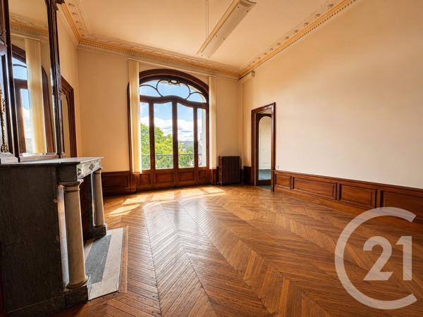 Immeuble à vendre  890 m 2   LIMOGES  - 87