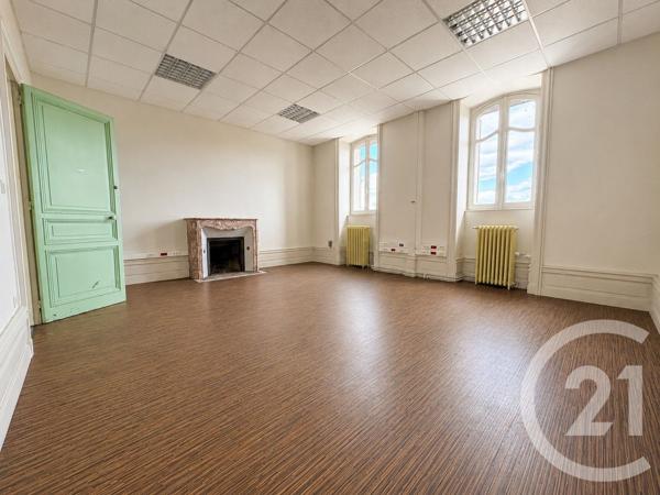 Immeuble à vendre  890 m 2   LIMOGES  - 87