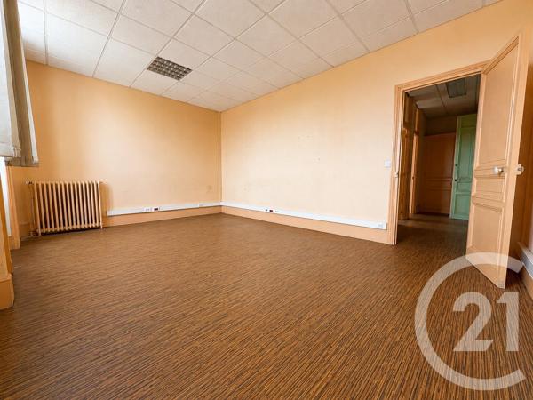 Immeuble à vendre  890 m 2   LIMOGES  - 87