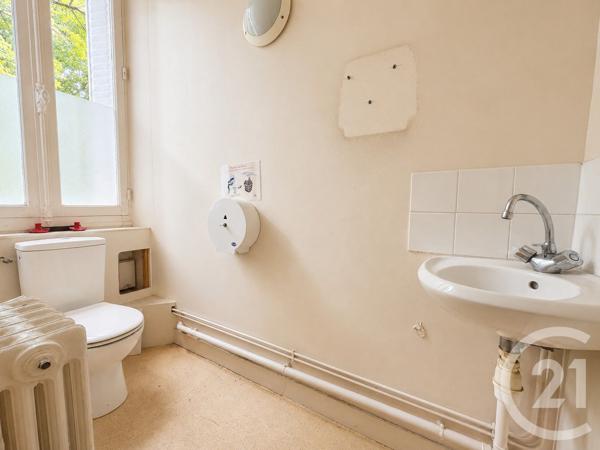 Immeuble à vendre  890 m 2   LIMOGES  - 87