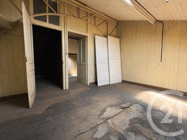Immeuble à vendre  890 m 2   LIMOGES  - 87