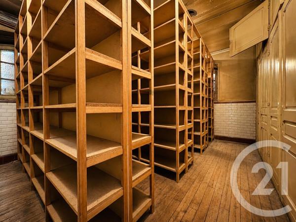 Immeuble à vendre  890 m 2   LIMOGES  - 87