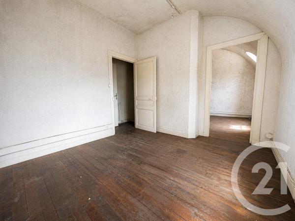 Immeuble à vendre  890 m 2   LIMOGES  - 87