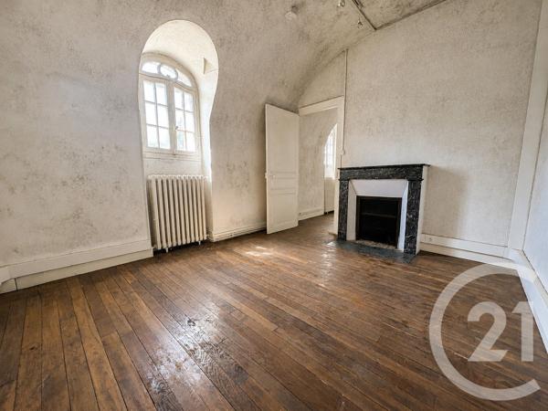 Immeuble à vendre  890 m 2   LIMOGES  - 87