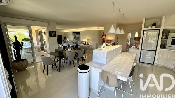 Appartement à vendre 4 pièces 123 m² L'Isle-sur-la-Sorgue