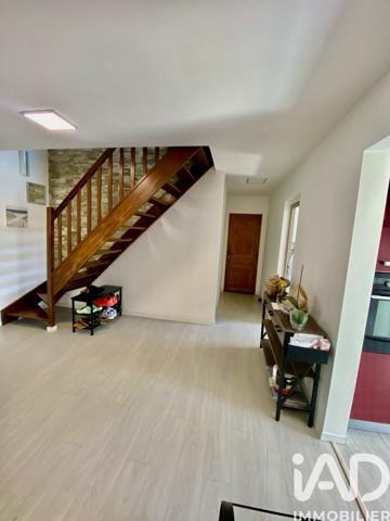 Maison à vendre 5 pièces 140 m² Pourrières