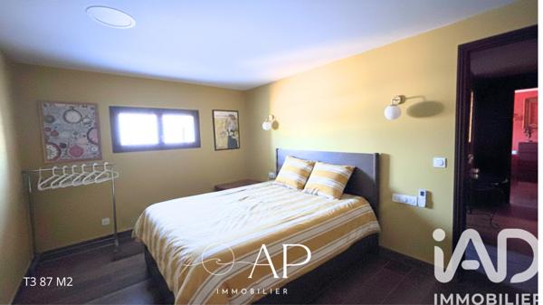 Maison à vendre 9 pièces 250 m² La Crau