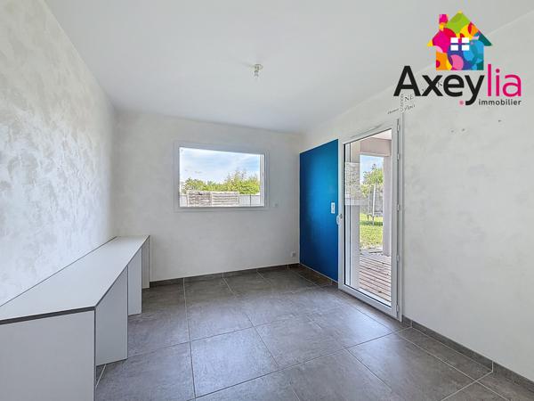 Feurs (42110) A VENDRE - FEURS - MAISON INDIVIDUELLE SANS VIS A VIS AVEC TERRAIN - DPE A