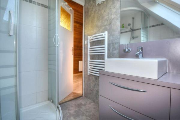 Maison avec grand jardin à 10 mn de la mer