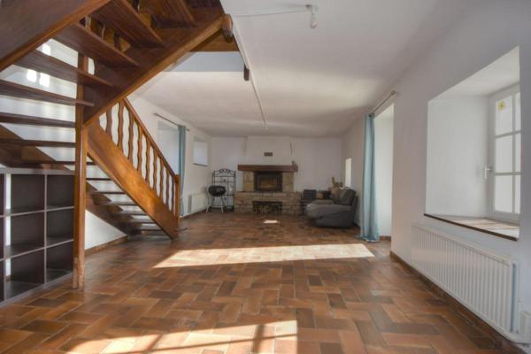 Maison avec grand jardin à 10 mn de la mer