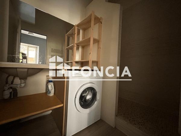 Location Appartement 2 pièces 54.18 m² - 17/19 RUE DES CARMELITES Poitiers 86000