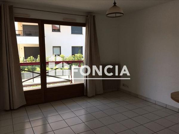 Location Appartement 2 pièces 32.4 m² - 185 AVENUE DE LA BENITE FONTAINE La Roche Sur Foron 74800