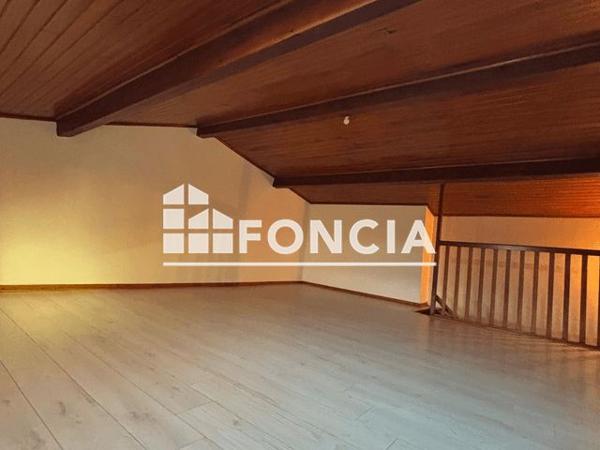 Location Maison 3 pièces 107.4 m² - QUARTIER COQUET Vion 07610