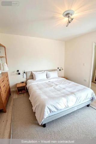 Appartement rénové à vendre à Bordeaux en Gironde (33300), ref : 016/1050 Ravesies