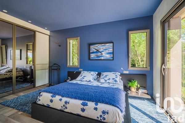 Maison 5 pièces de 146 m² à Herbeys (38320)