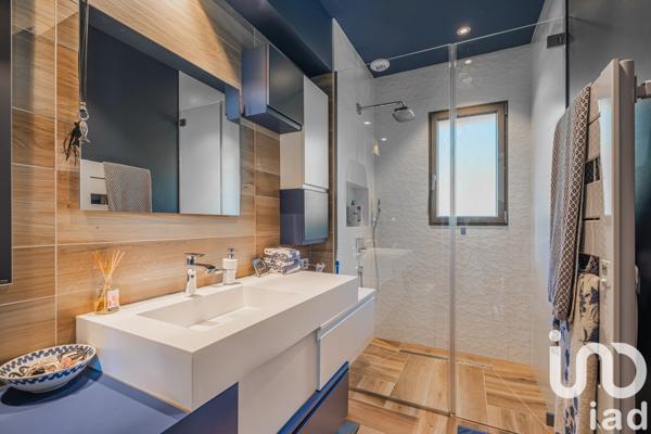 Maison 5 pièces de 146 m² à Herbeys (38320)