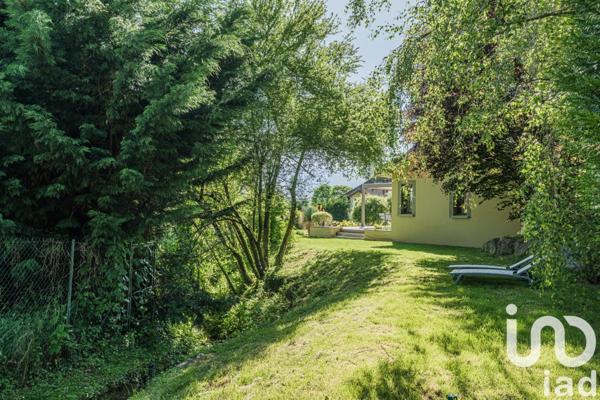 Maison 5 pièces de 146 m² à Herbeys (38320)