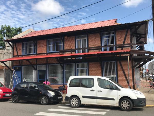 À Vendre : Immeuble de Bureaux 180m² avec Garage au Centre-Ville de Cayenne
