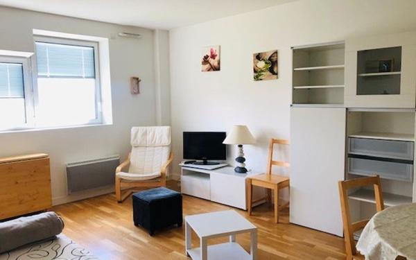 Appartement à louer    1 pièce •  Bordeaux