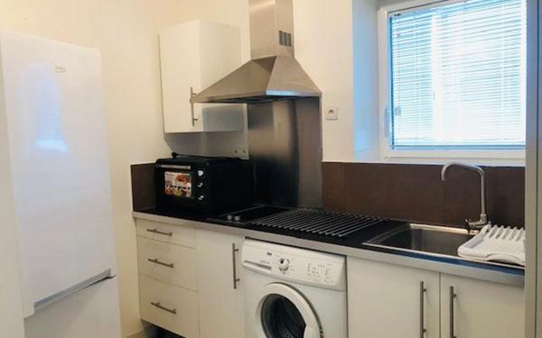 Appartement à louer    1 pièce •  Bordeaux