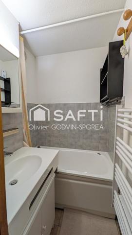 Appartement 2 Pièces avec balcon exposé plein Sud sans vis à vis avec vue imprenable sur les montagnes