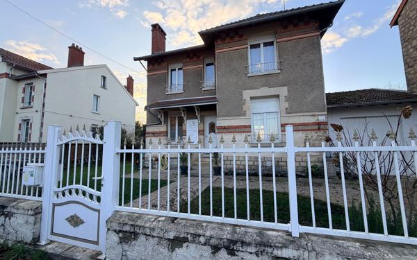 Maison à vendre    4 pièces •  Revigny-sur-Ornain