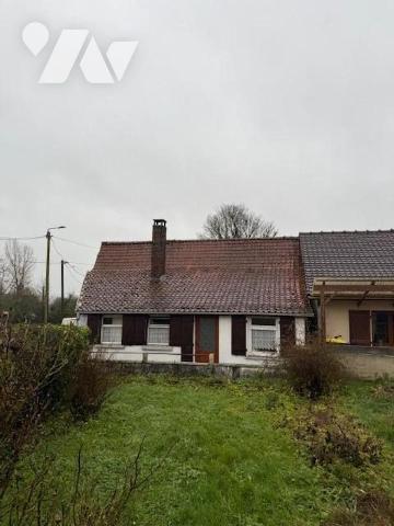 AUCHY LES HESDIN, Maison d'habitation - Maison semi-mitoyenne à rénovée se composant d'une pièc...