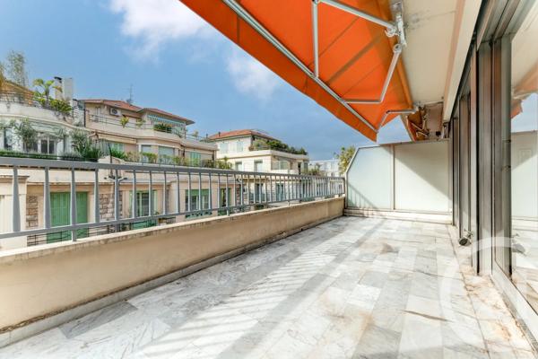 Appartement à vendre  3 pièces - 69,37 m 2   NICE  - 06