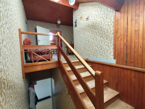 Maison 10 pièce(s) 7 chambre(s) 241 m²