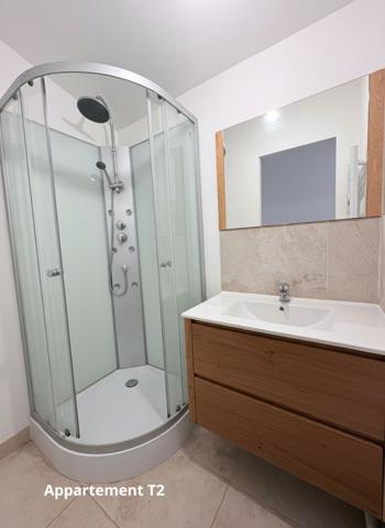 Maison + 2 appartements ? 1 700 € de revenus mensuels ? Fort potentiel