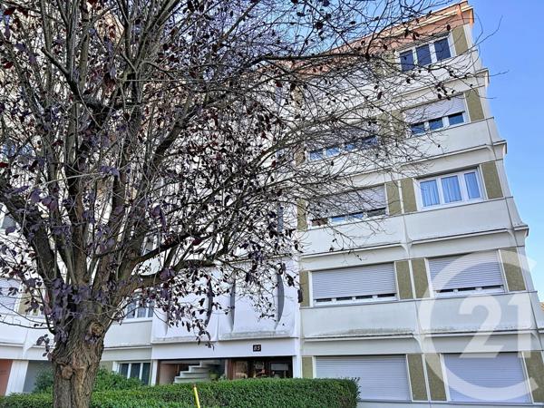 Appartement F4 à vendre  4 pièces - 87,10 m2 ST MAX - 54