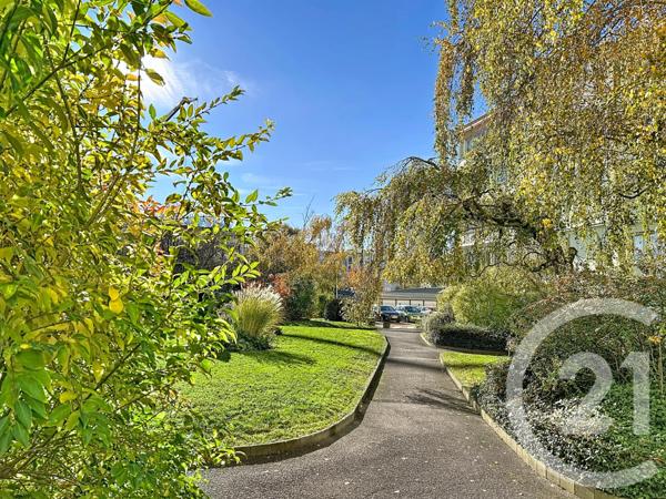 Appartement F4 à vendre  4 pièces - 87,10 m2 ST MAX - 54