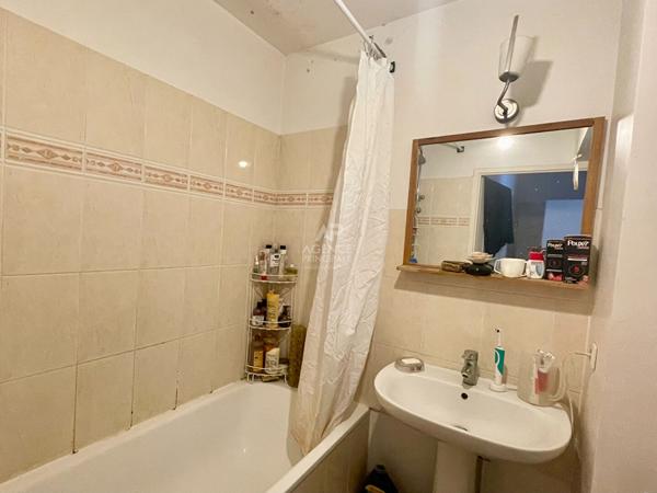 Appartement Conflans Sainte Honorine 4 pièce(s) 65 m2 €220 000 ** - Référence 7152