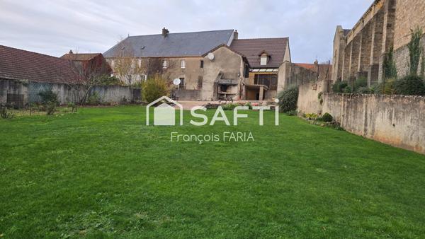 Maison familiale et conviviale où il fait bon vivre.